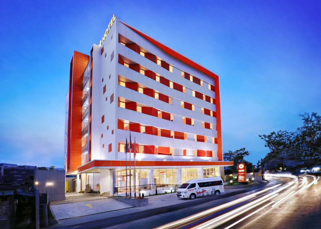 Starlet Hotel Jakarta Airport Tangerang Zewnętrze zdjęcie